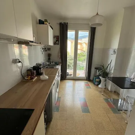 Apartment Spacieux Centre Ajaccio *